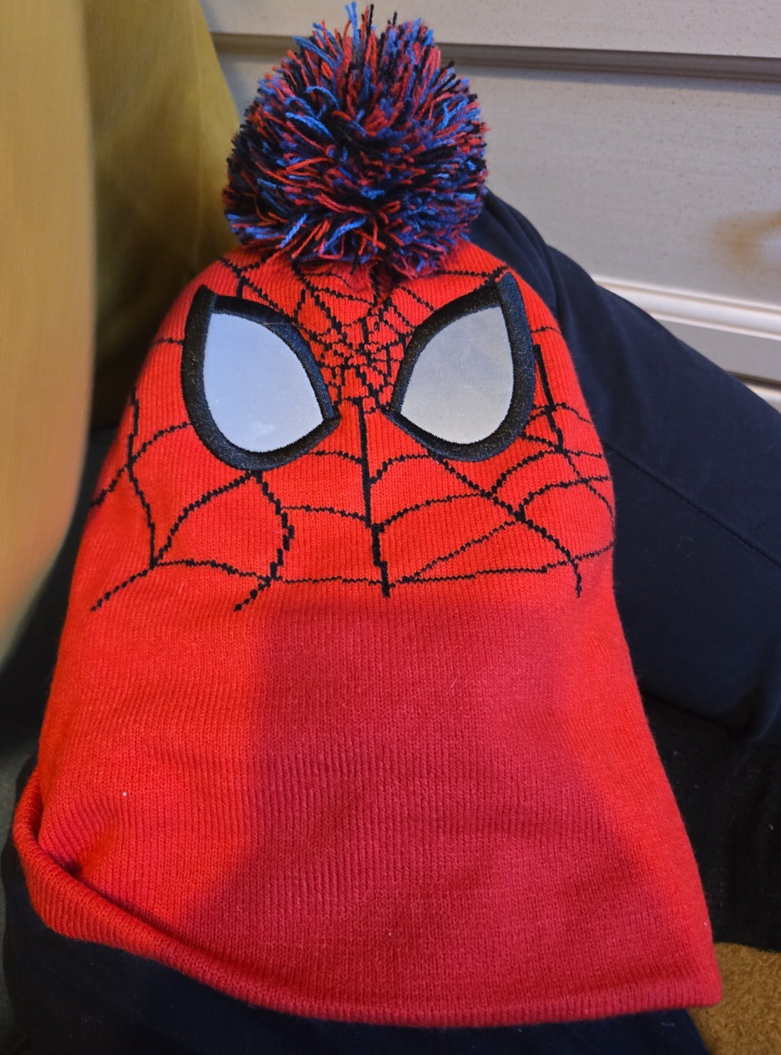 Spider-Man Boys' Bobble Hat Red Blue Black Acrylic Knit Pom-Pom Lined Winter
