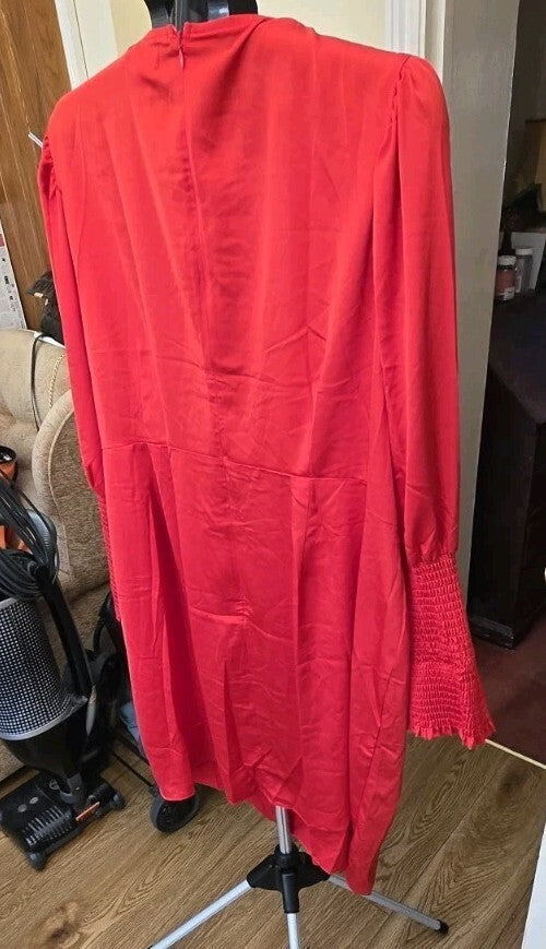 Collective red satin-finish open-front longline blouse/kimono jacket, size 26