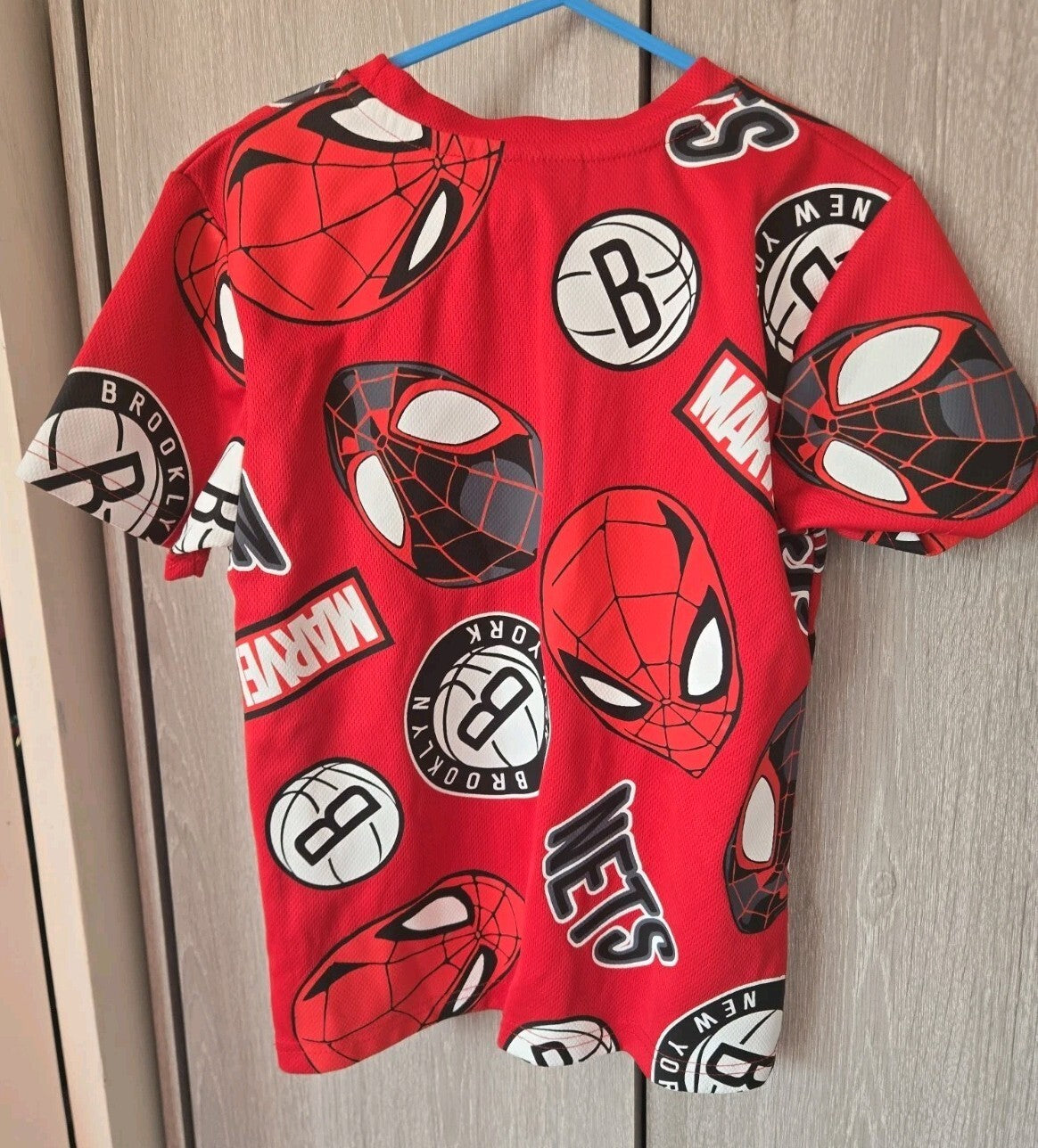 Marvel x NBA Spider-Man All-Over Print Boys T-Shirt Age 6-7 Red