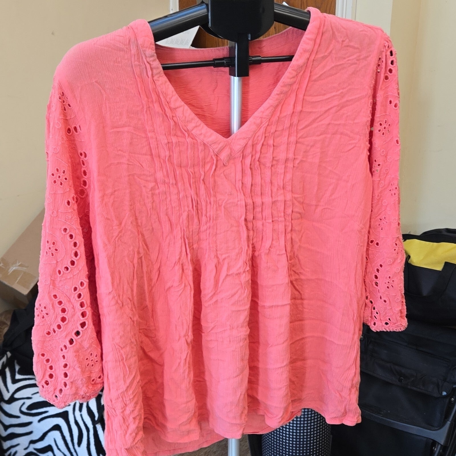 Sorbet Pink Solid V-Neck Embroidered Pleated 3/4 Sleeve Blouse UK 20