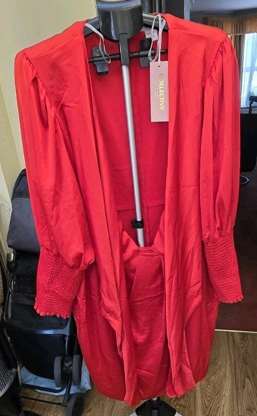 Collective red satin-finish open-front longline blouse/kimono jacket, size 26