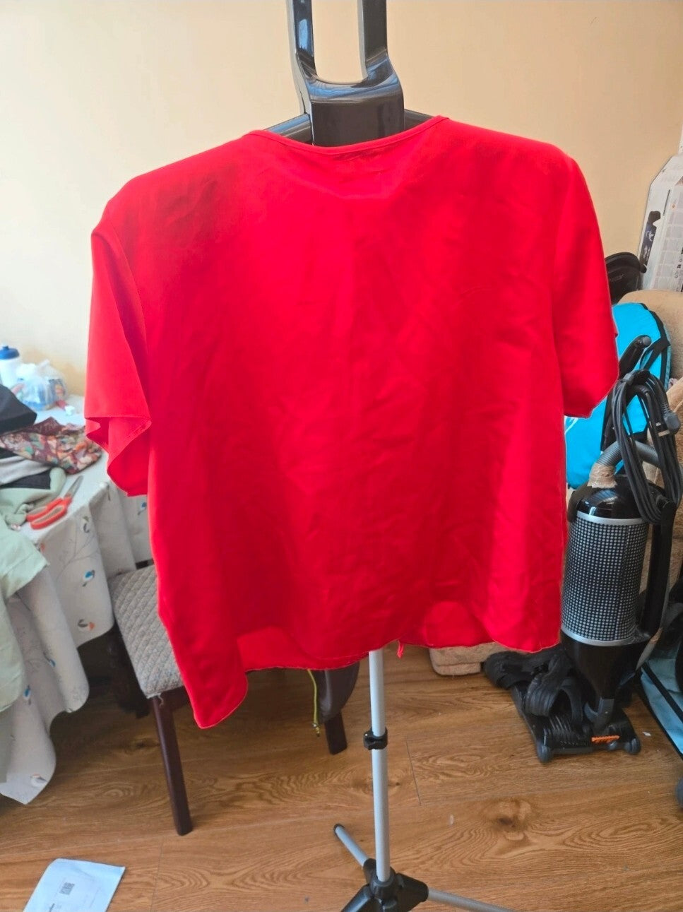 Be Beau Red Wrap Tie Front Top Size 22