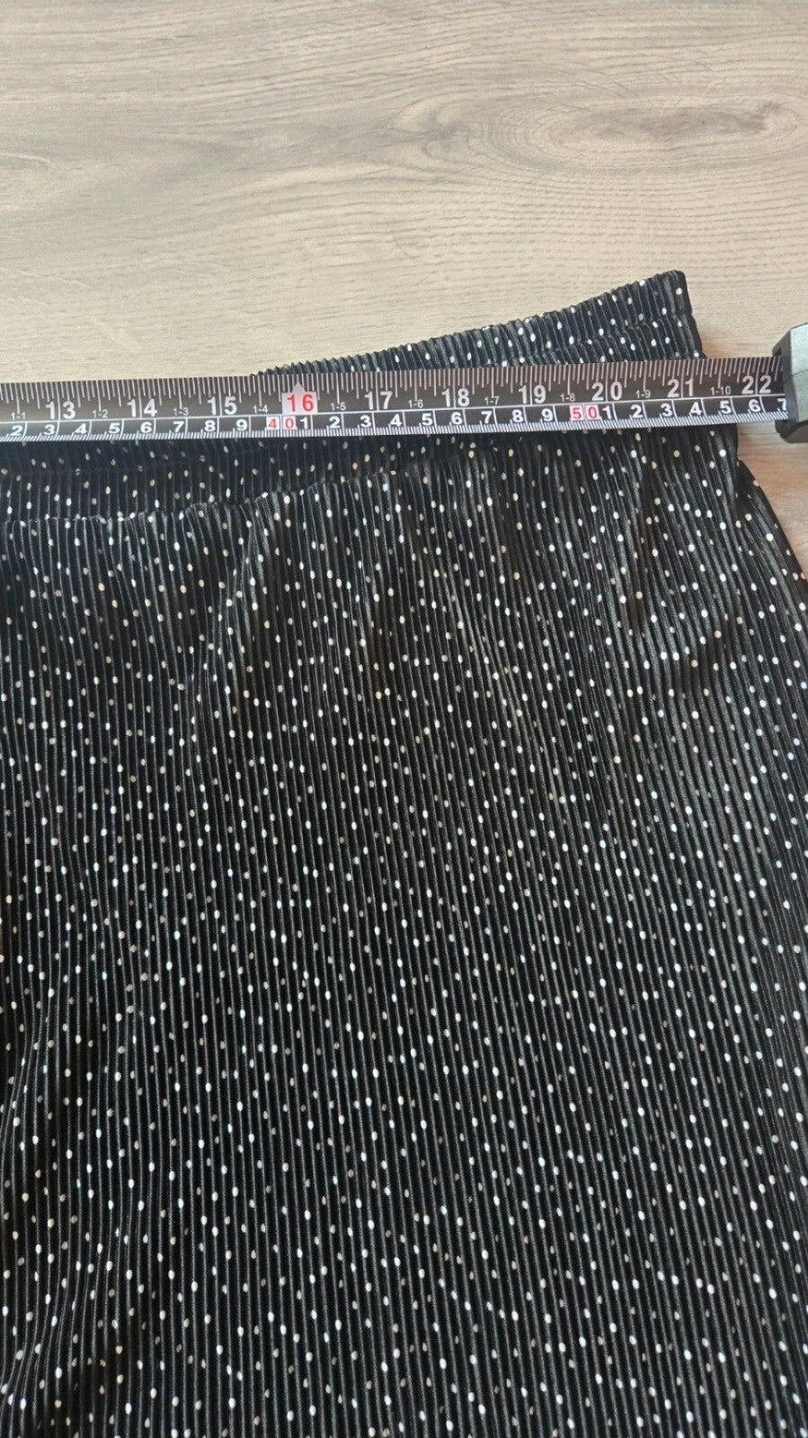 Papaya Black Glitter Spot Pleated Mini Skirt Size 22 NWT