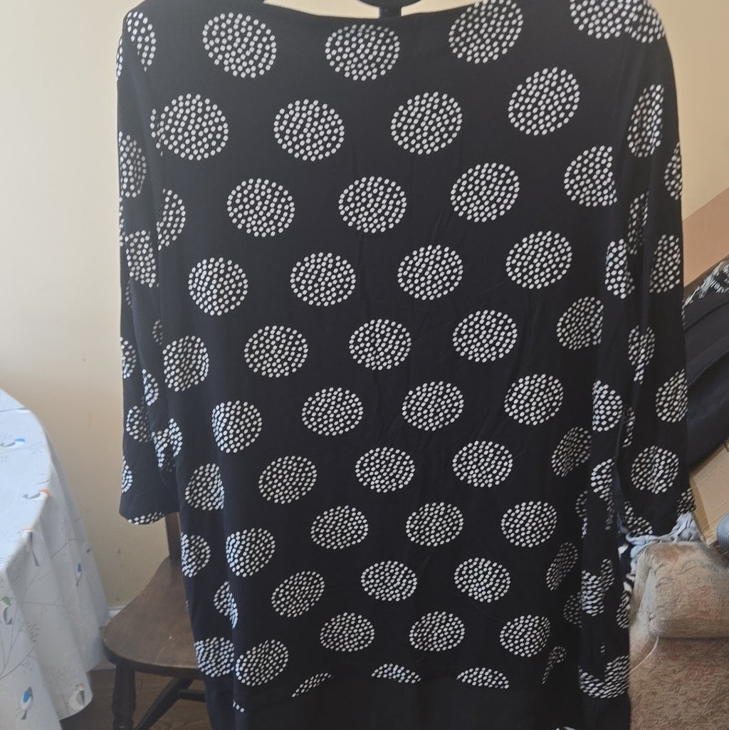 Bonmarché Black & White Polka Dot Round Neck 3/4 Sleeve Top Womens 18